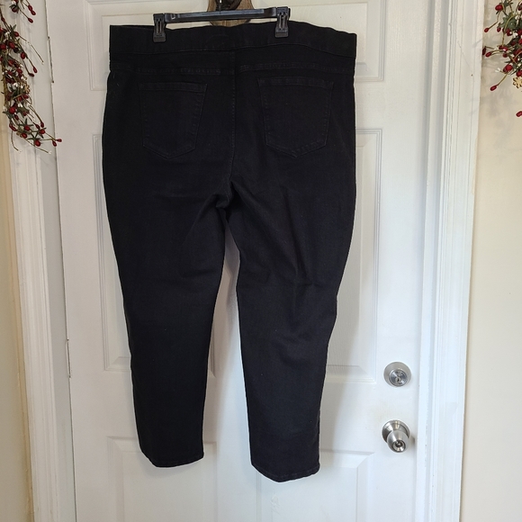 Terra & Sky Woman's Relaxed Fit Straight Leg Jeans,Size: 2X (20- 22)Colo… - Picture 12 of 13